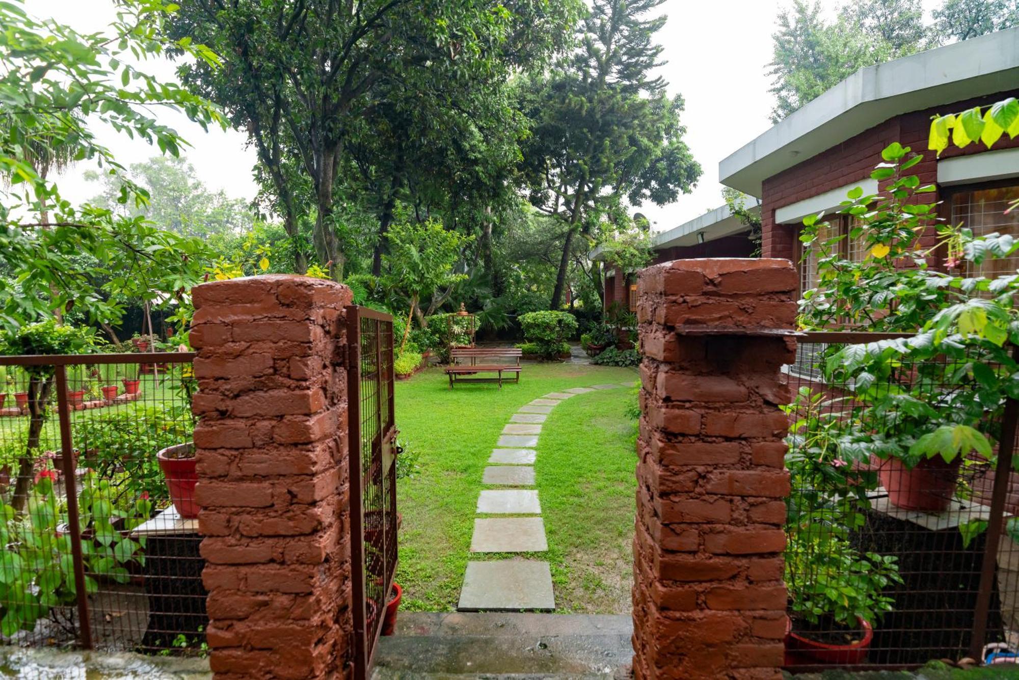 Saffronstays Doon Garden Villa - Near Doon School And Mall Road Dehradun Ngoại thất bức ảnh